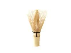 Matcha Besen Kazuho, Takayama Chasen, Weißer Bambus -Japanisches Geschirr Store matcha besen kazuho takayama chasen weisser bambus 1